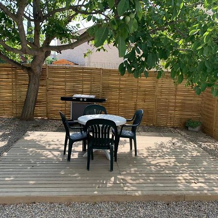 Location Studio Entre Garrigue Et Mer Винассан Экстерьер фото
